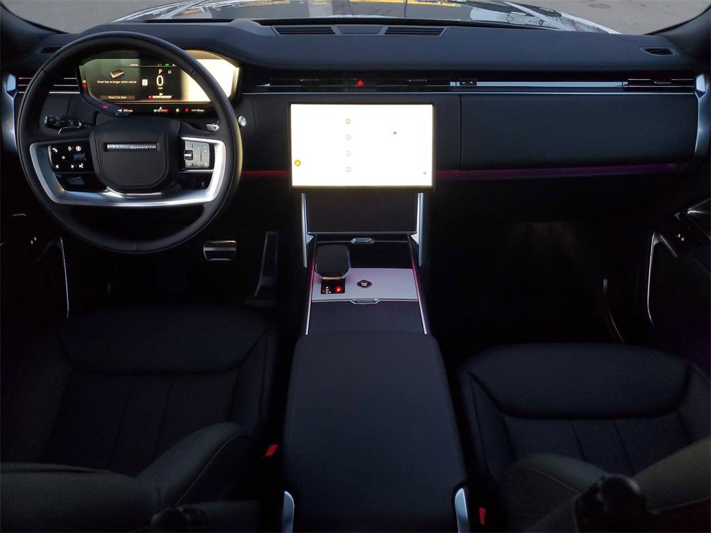 New 2025 Land Rover Range Rover SE image 28