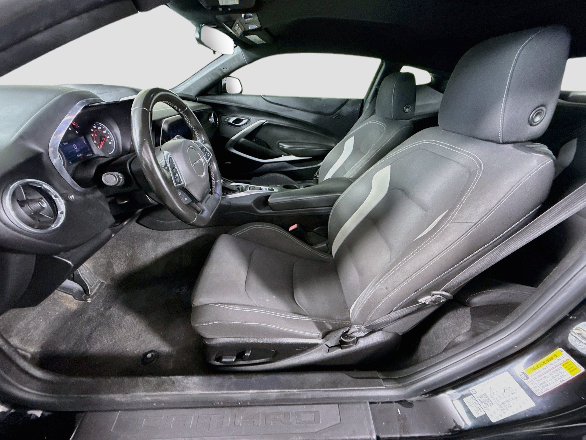 Used 2020 Chevrolet Camaro LT w/ Technology Package RWD image 22