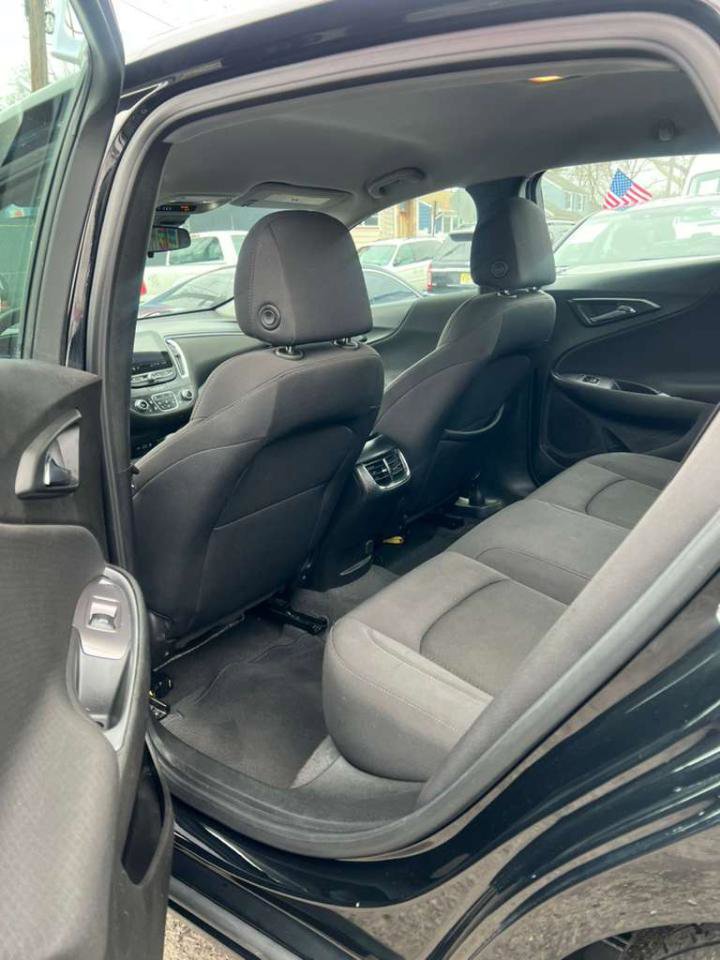 Used 2023 Chevrolet Malibu LT image 23