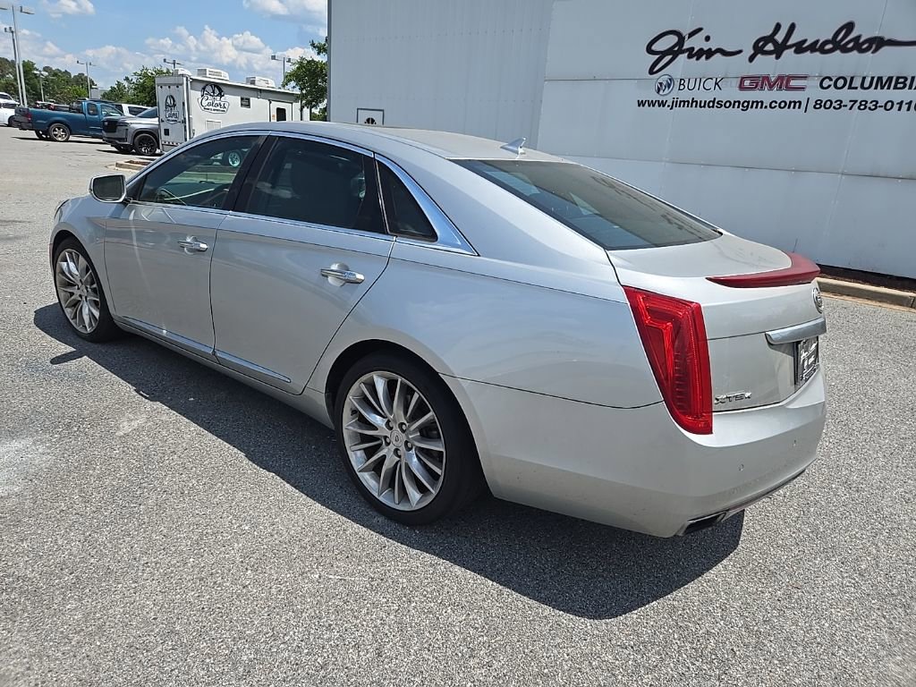 Used 2014 Cadillac XTS Platinum AWD/4WD image 2