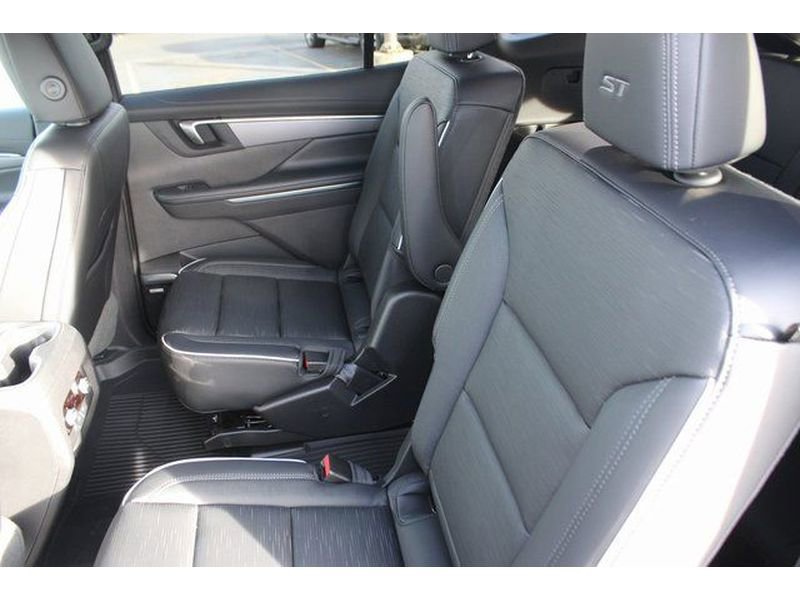 New 2026 Buick Enclave Sport Touring w/ Power Package image 25