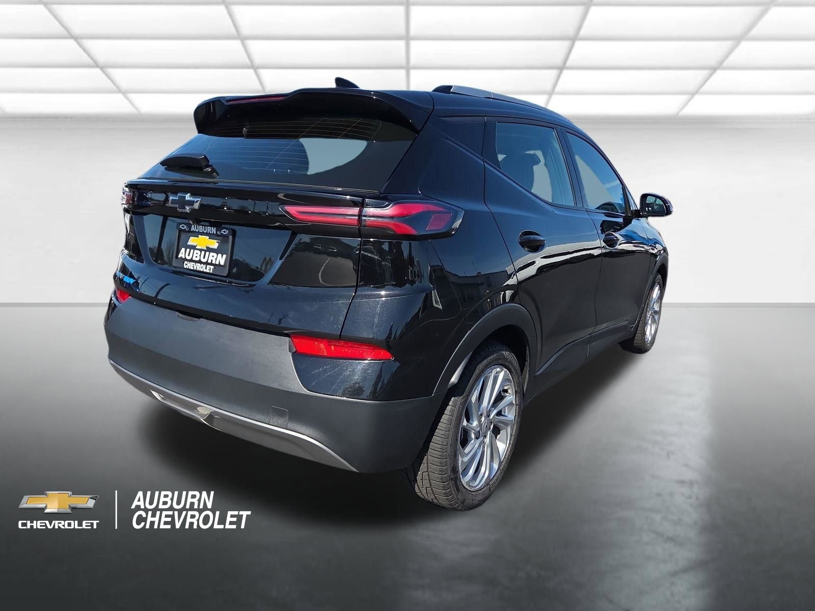 Used 2023 Chevrolet Bolt EUV LT image 3