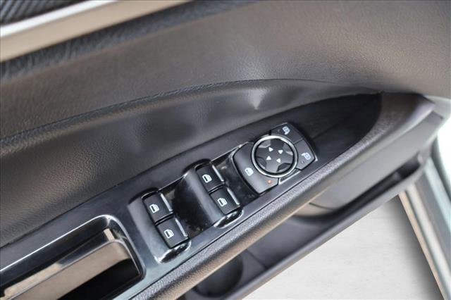 Used 2016 Ford Fusion SE w/ Equipment Group 202A image 11