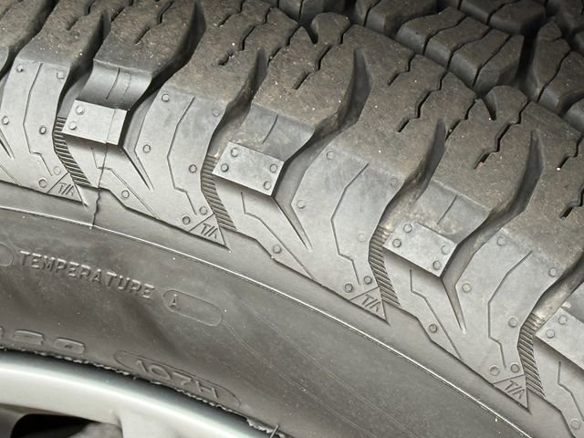 Used 2022 Jeep Grand Cherokee Summit image 9