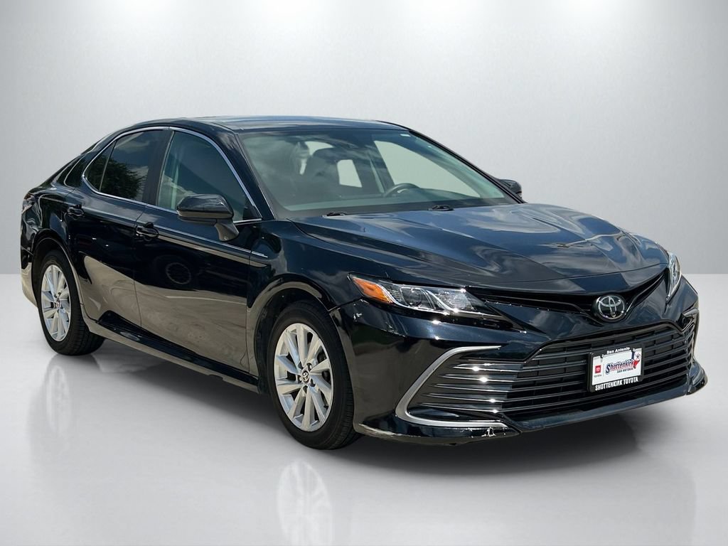 Used 2024 Toyota Camry LE FWD video 3