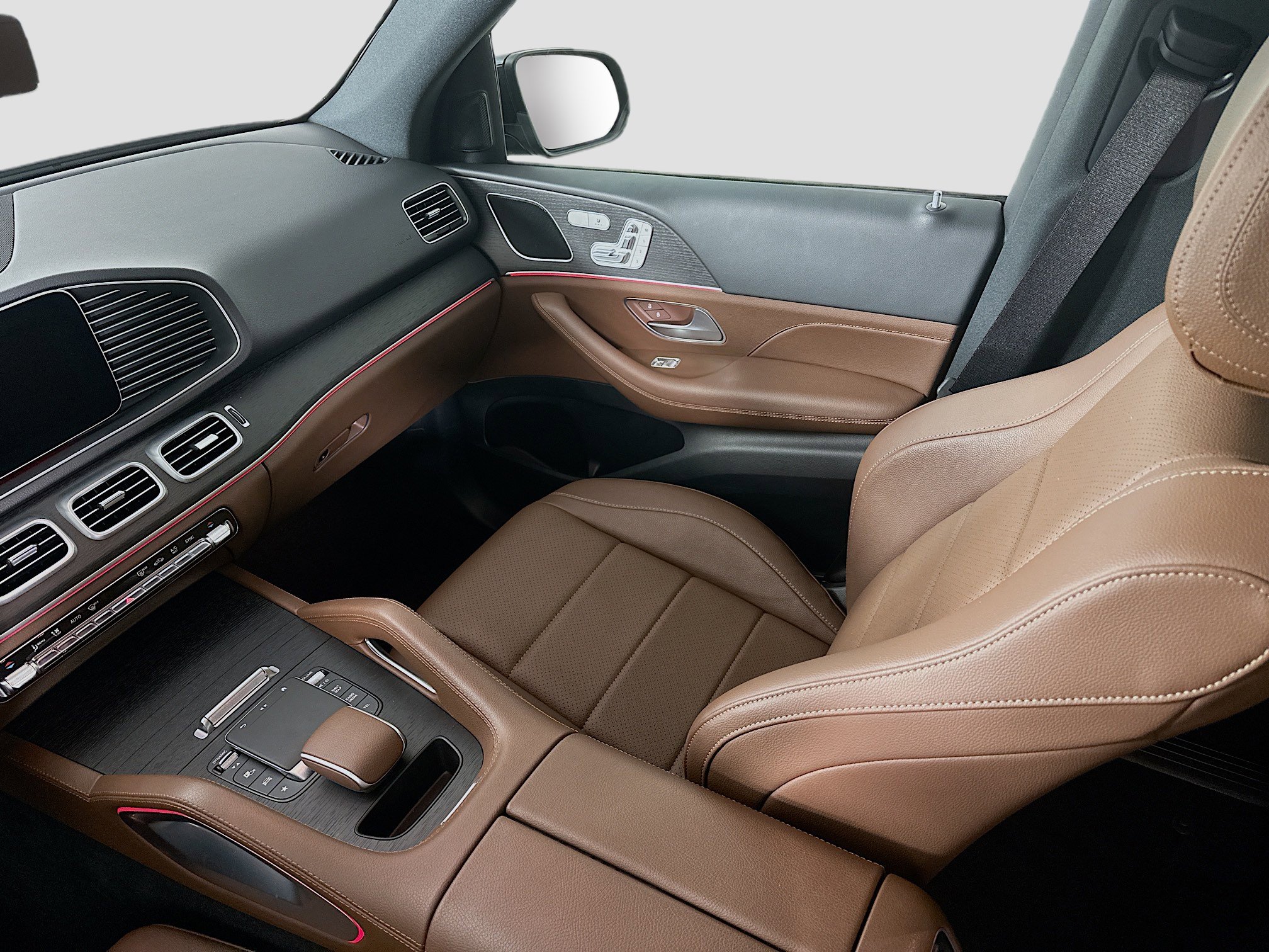 Certified 2024 Mercedes-Benz GLE 350 4MATIC w/ Winter Package image 30