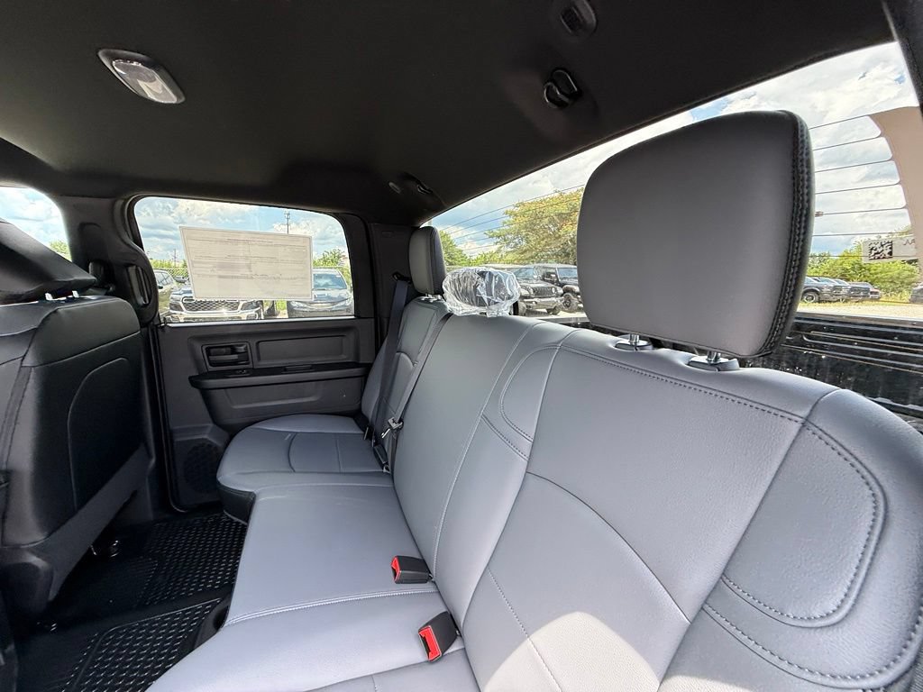 New 2026 RAM 3500 Tradesman AWD/4WD image 24