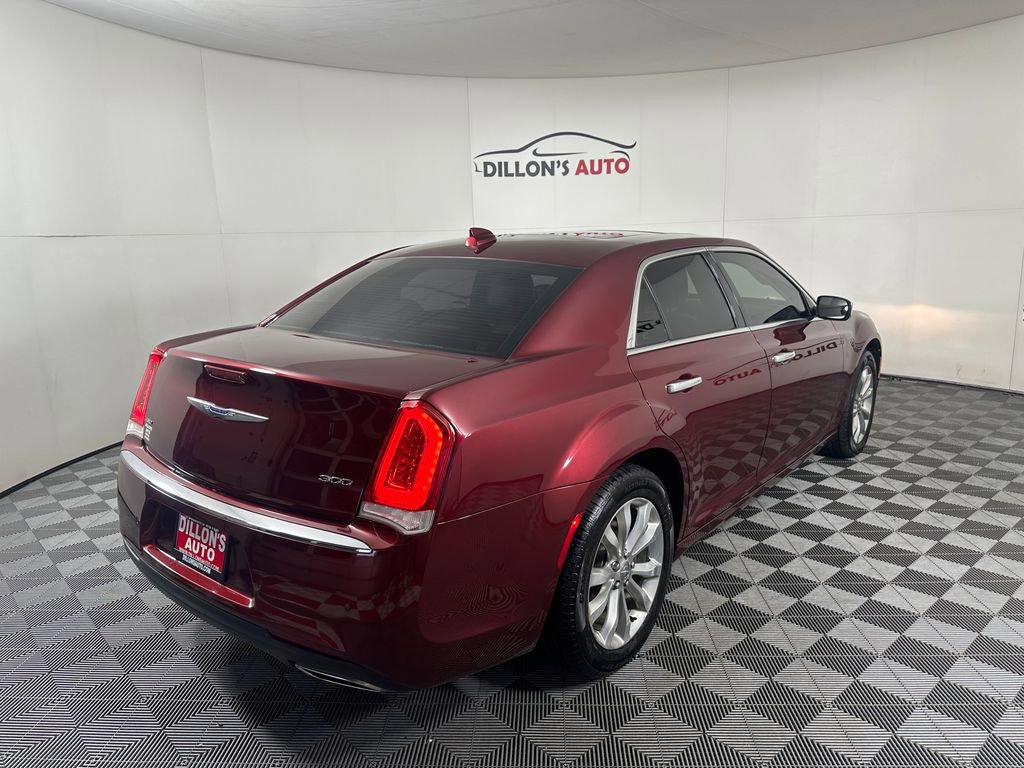 Used 2018 Chrysler 300 Limited w/ Safetytec Plus Group image 7
