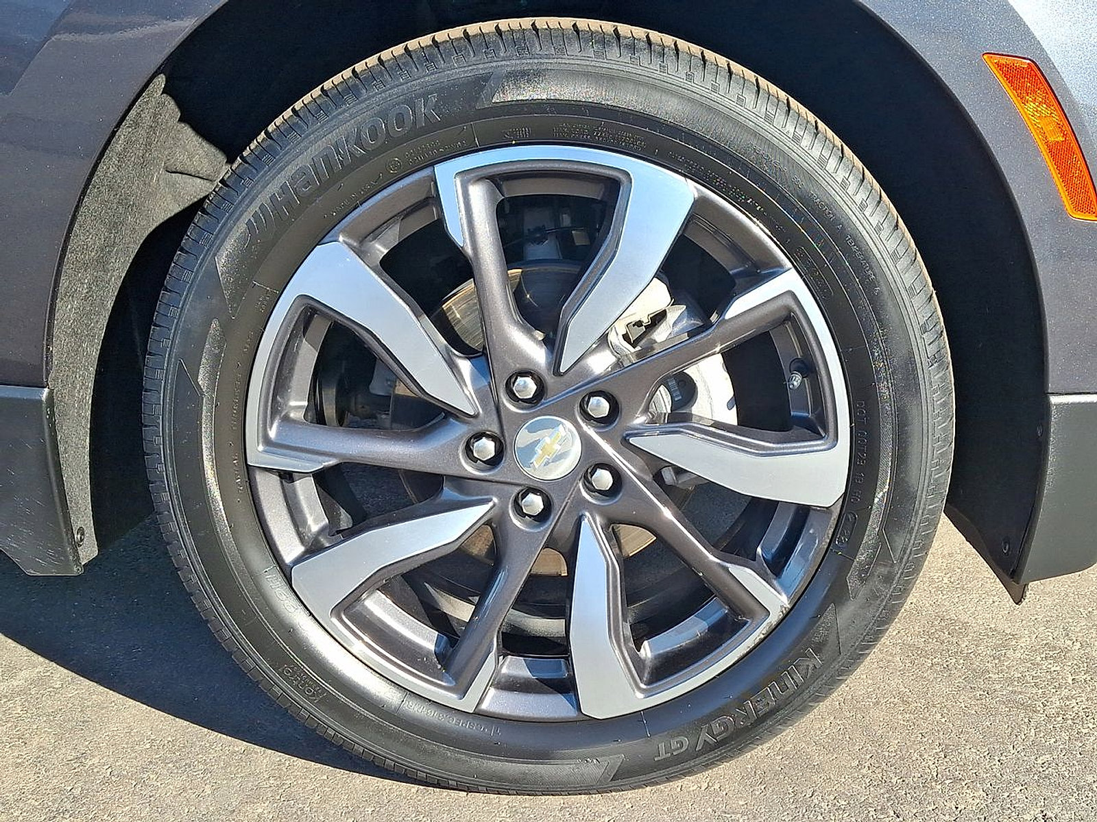 Certified 2022 Chevrolet Equinox Premier w/ LPO, Floor Liner Package image 27