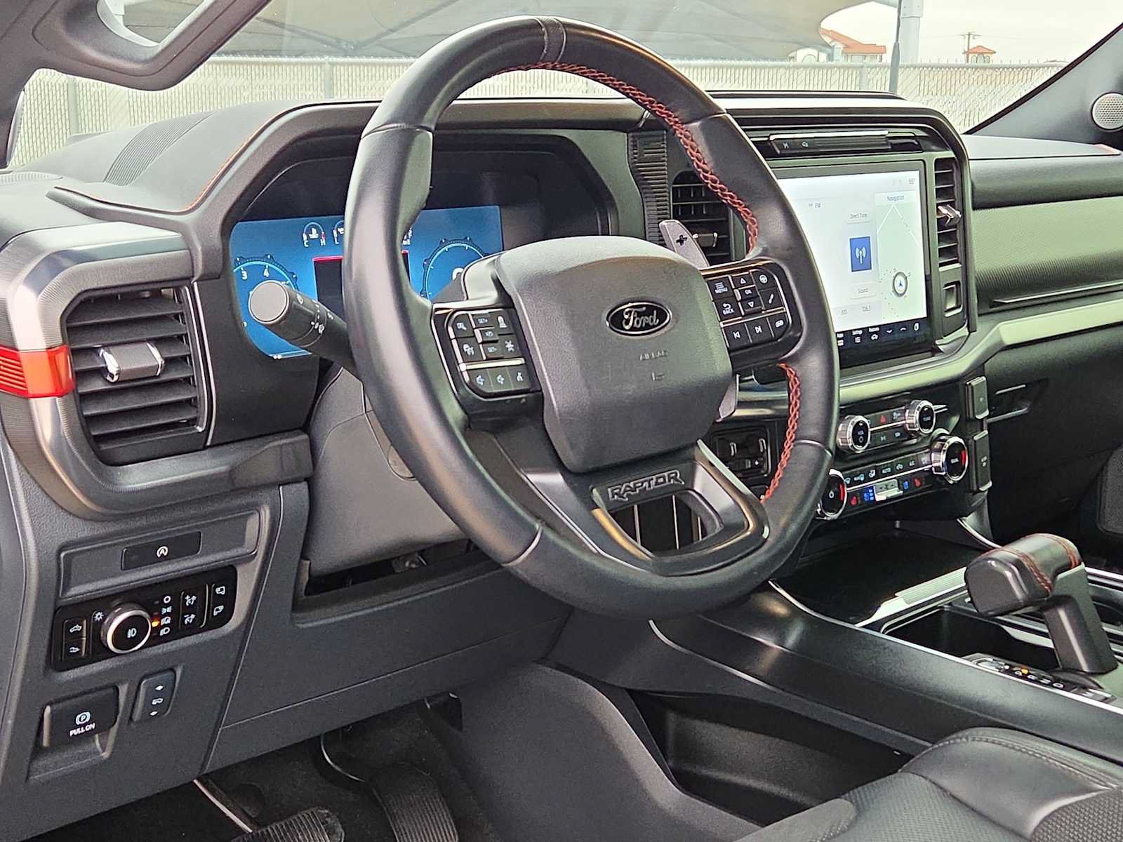 Used 2025 Ford F150 Raptor AWD/4WD image 10