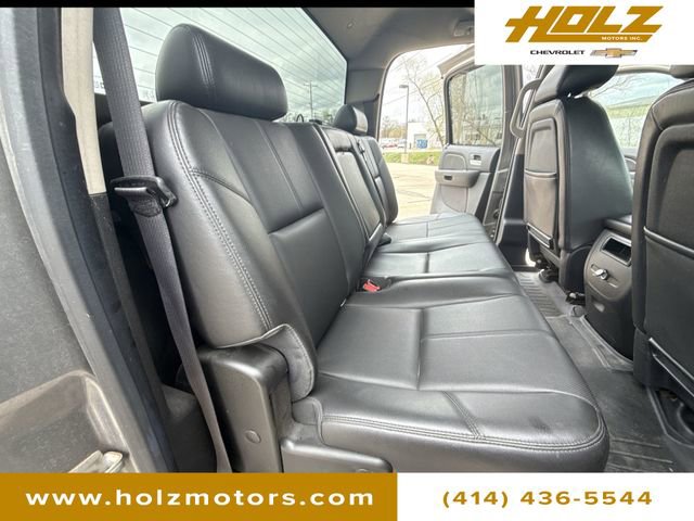 Used 2013 Chevrolet Silverado 2500 LTZ w/ LTZ Plus Package image 26