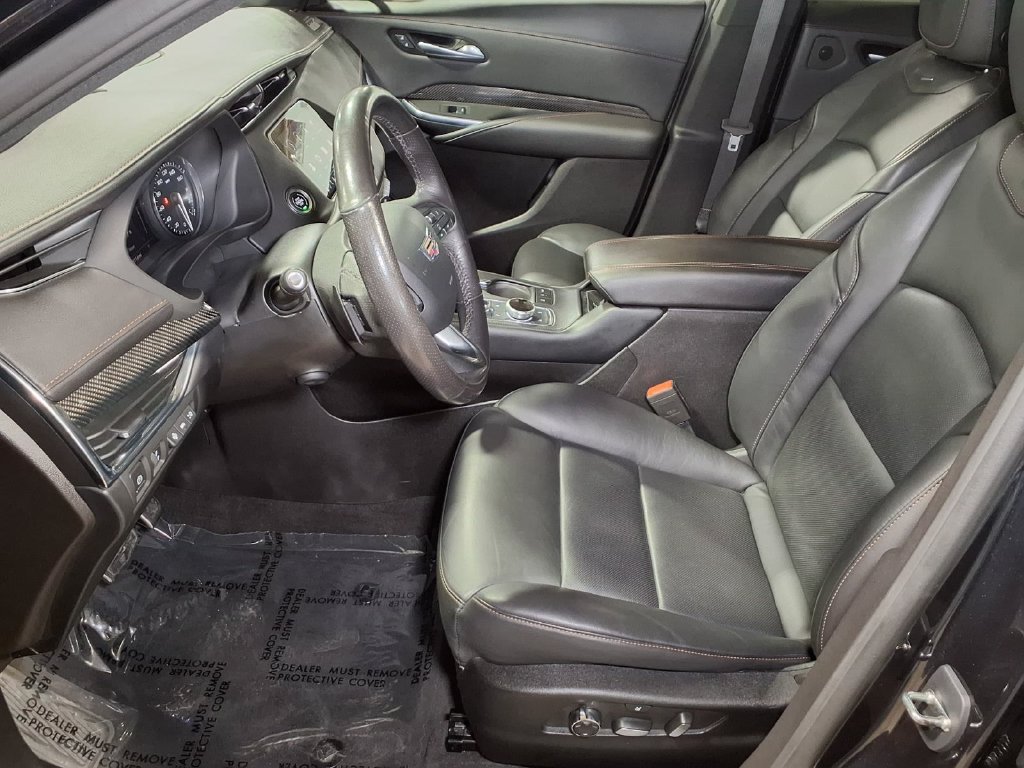 Certified 2023 Cadillac XT4 Sport FWD image 14