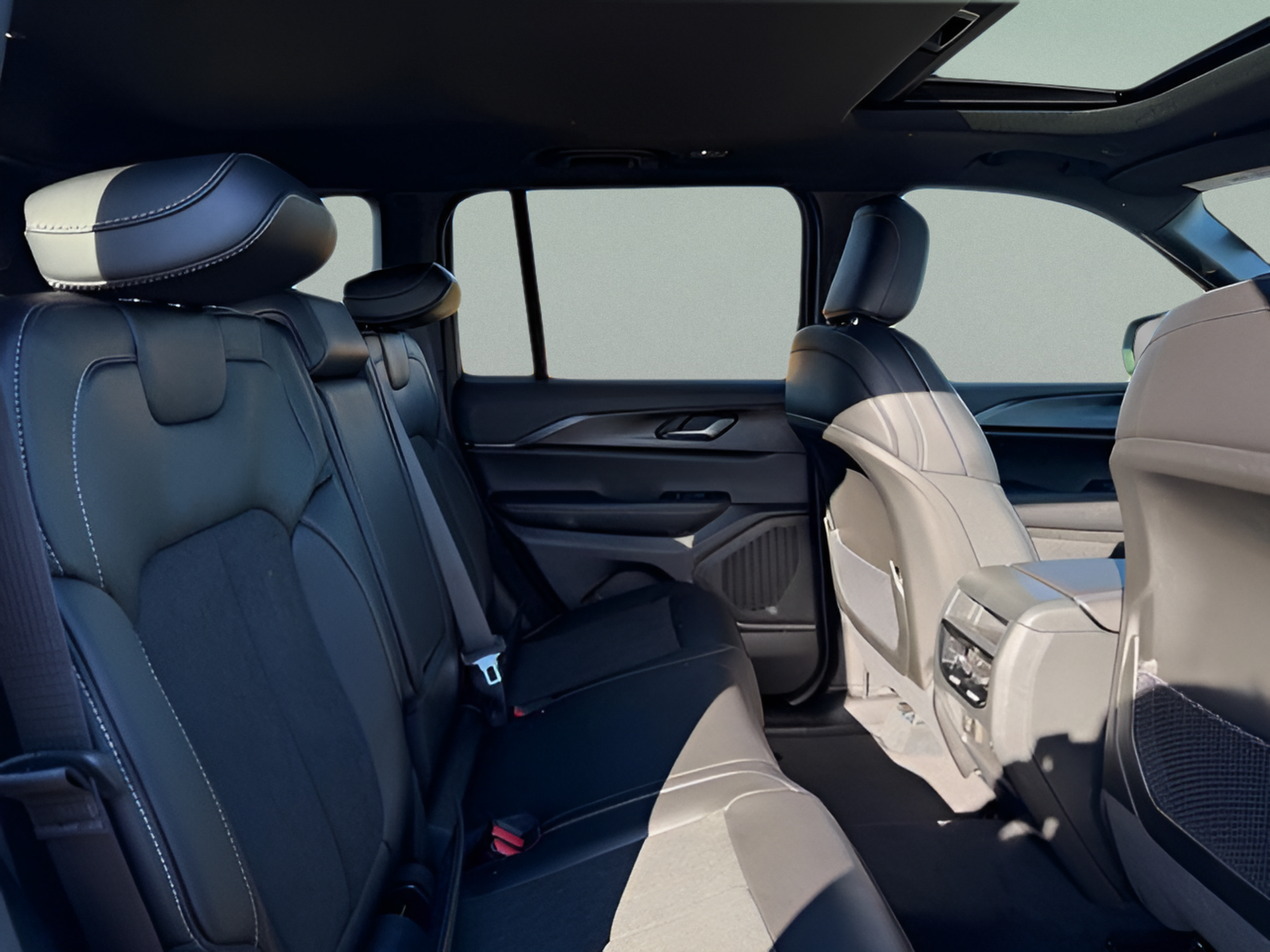 New 2027 Jeep Grand Cherokee Laredo X AWD/4WD image 10