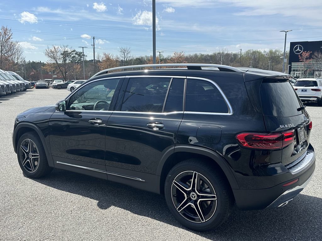 New 2026 Mercedes-Benz GLB 250 4MATIC image 6