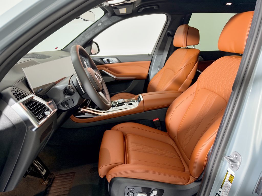 New 2027 BMW X7 xDrive40i w/ Executive Package AWD/4WD image 5