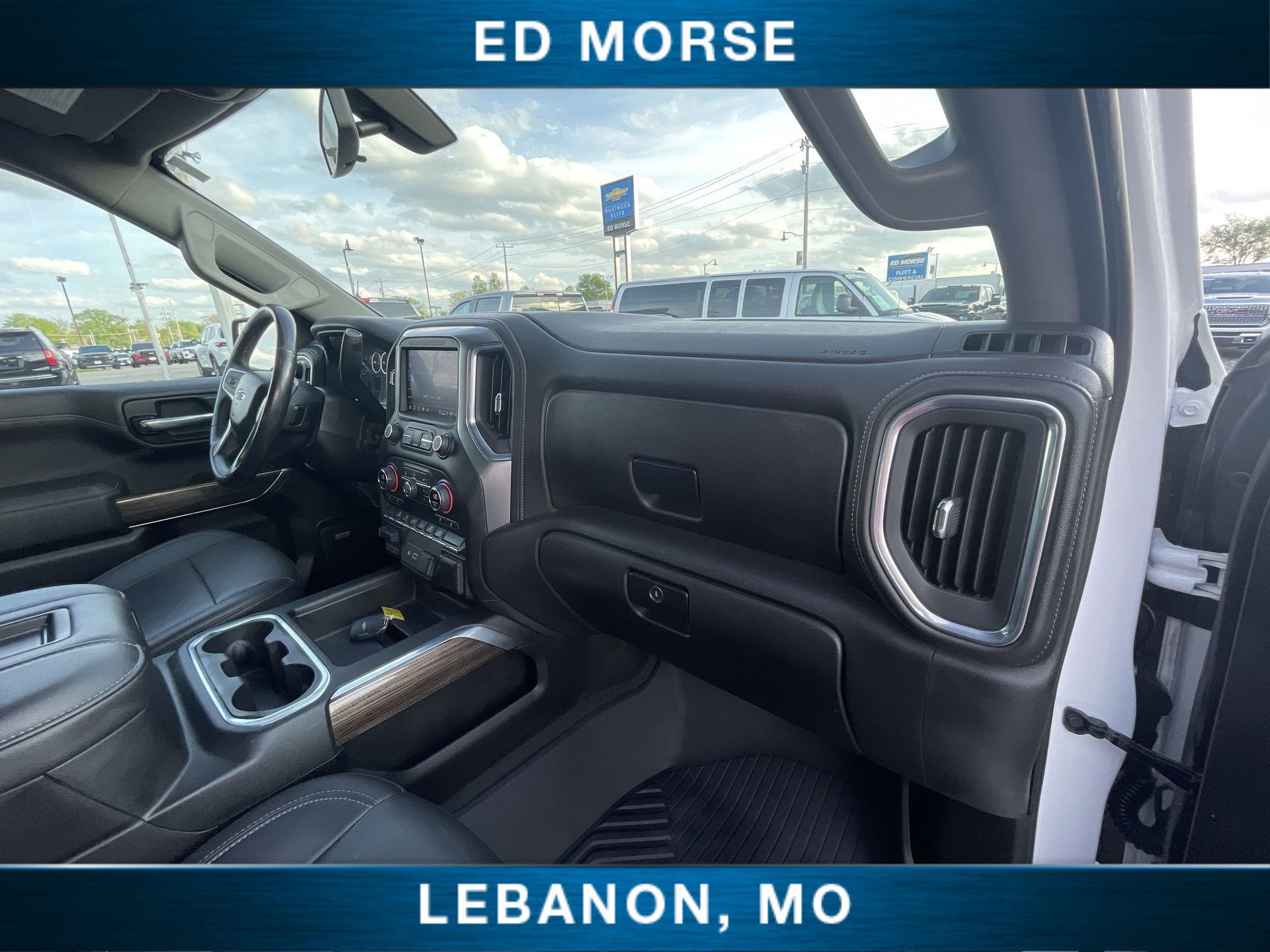 Certified 2021 Chevrolet Silverado 1500 LT Trail Boss w/ Convenience Package II AWD/4WD image 27