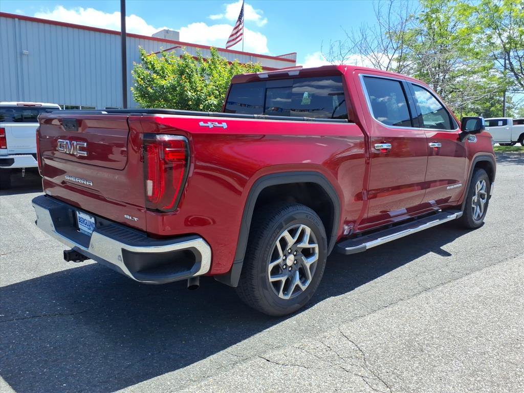 Used 2023 GMC Sierra 1500 SLT w/ SLT Premium Plus Package AWD/4WD image 4