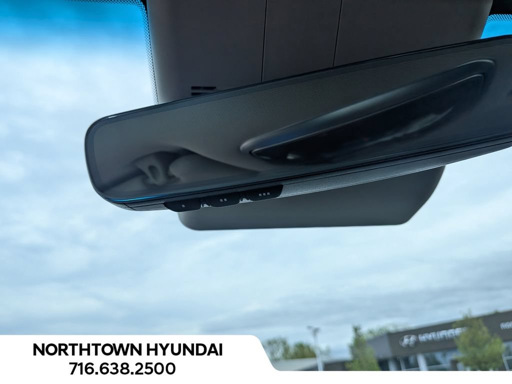 Used 2025 Genesis GV80 2.5T Standard AWD/4WD image 28