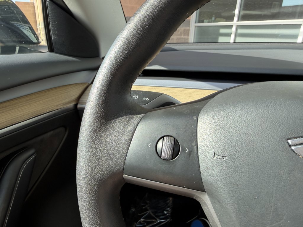 Used 2022 Tesla Model 3 image 30