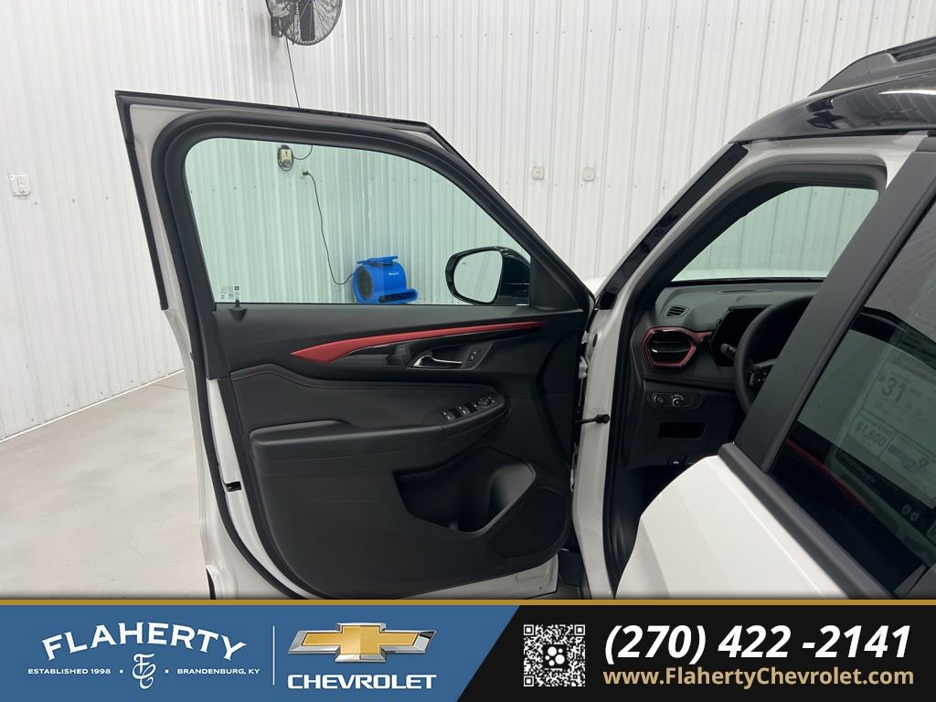 New 2026 Chevrolet TrailBlazer RS w/ Driver Confidence Package image 8