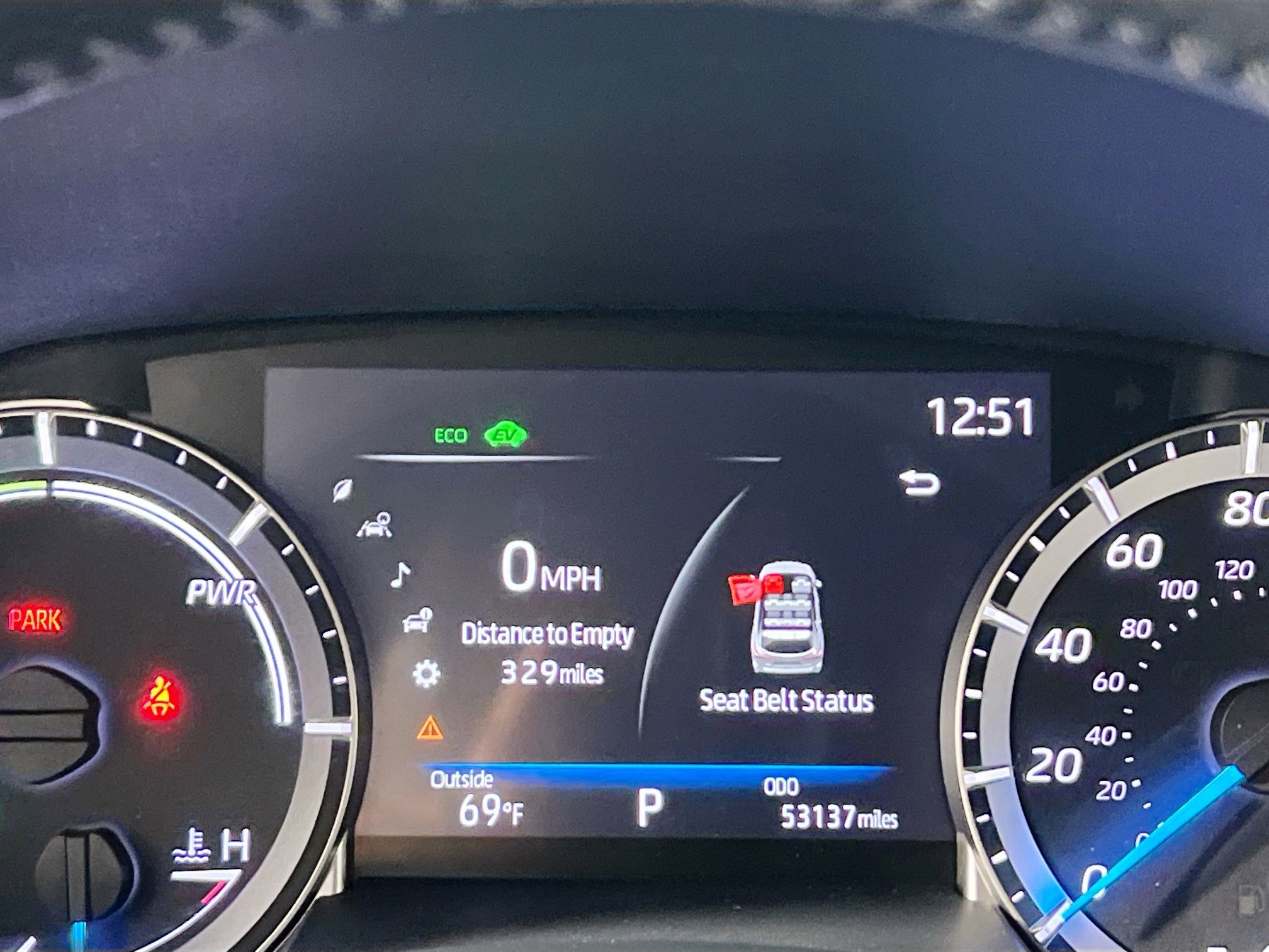 Used 2023 Toyota Highlander LE image 23