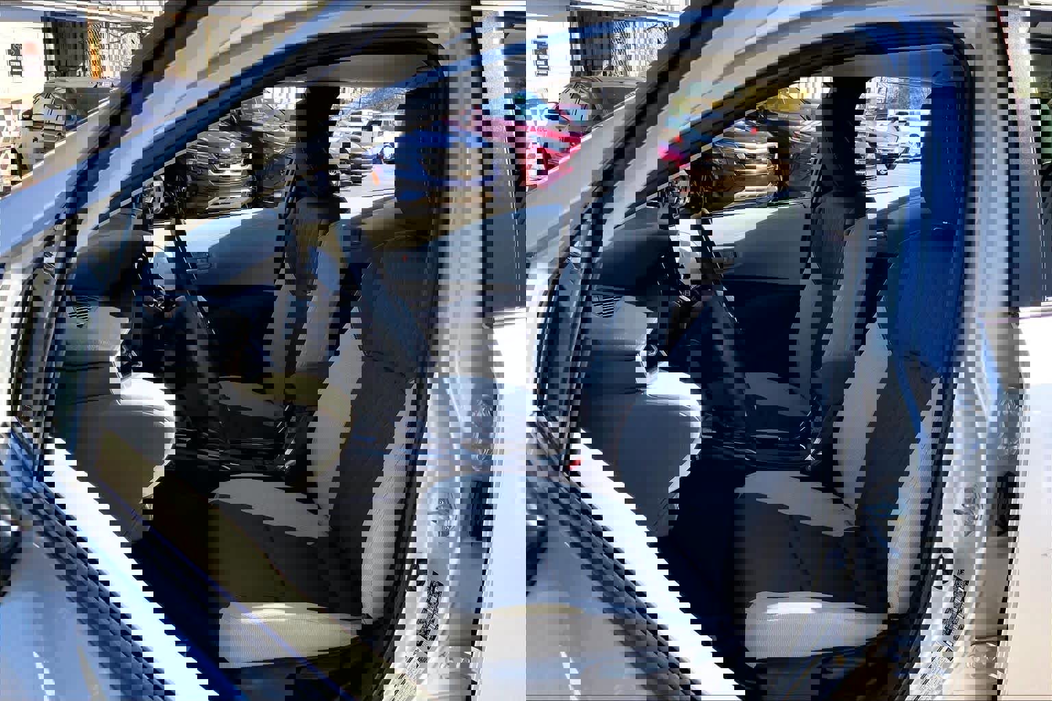 Used 2025 Toyota Corolla LE image 8