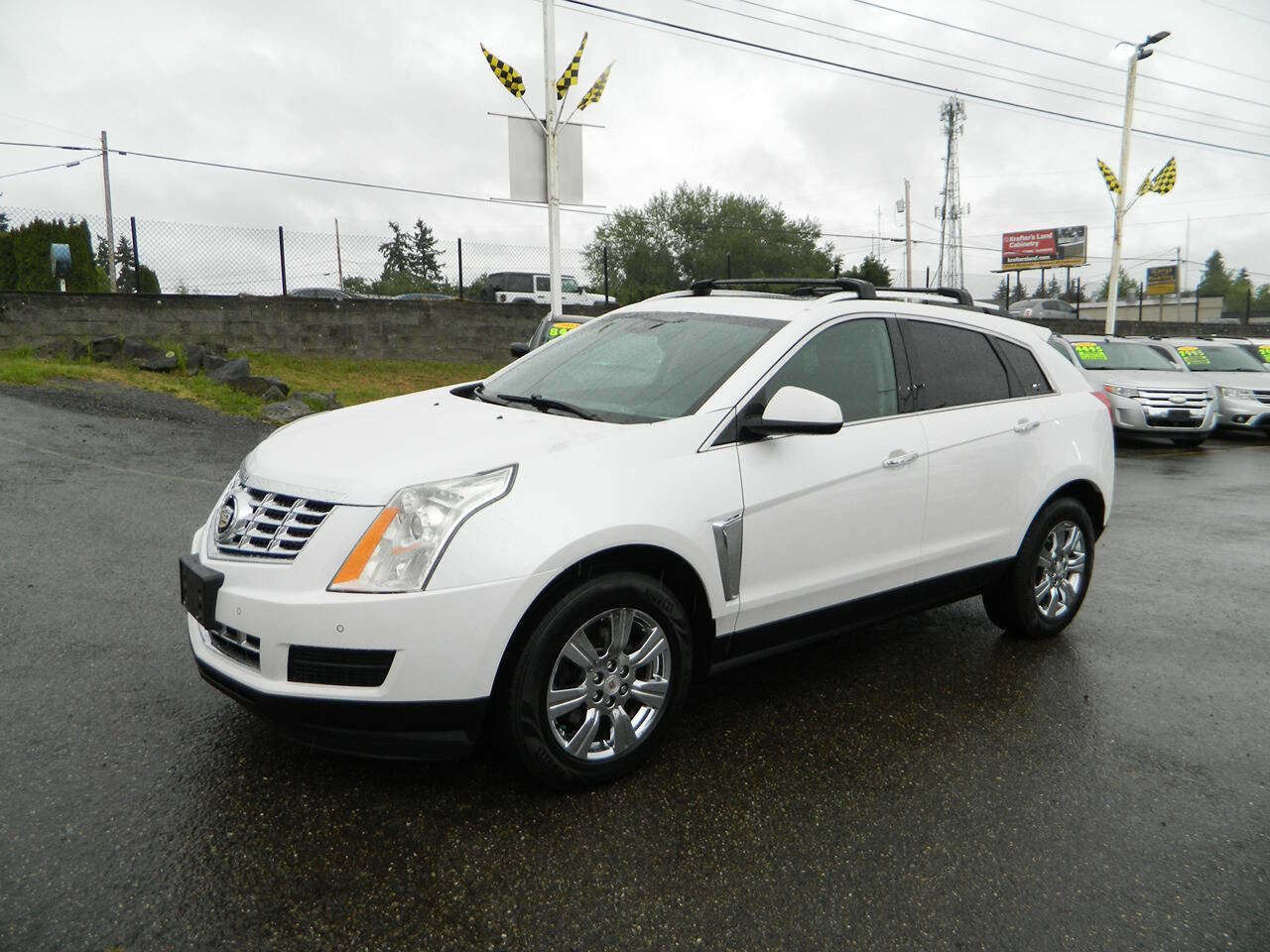 Used 2014 Cadillac SRX Luxury FWD image 4