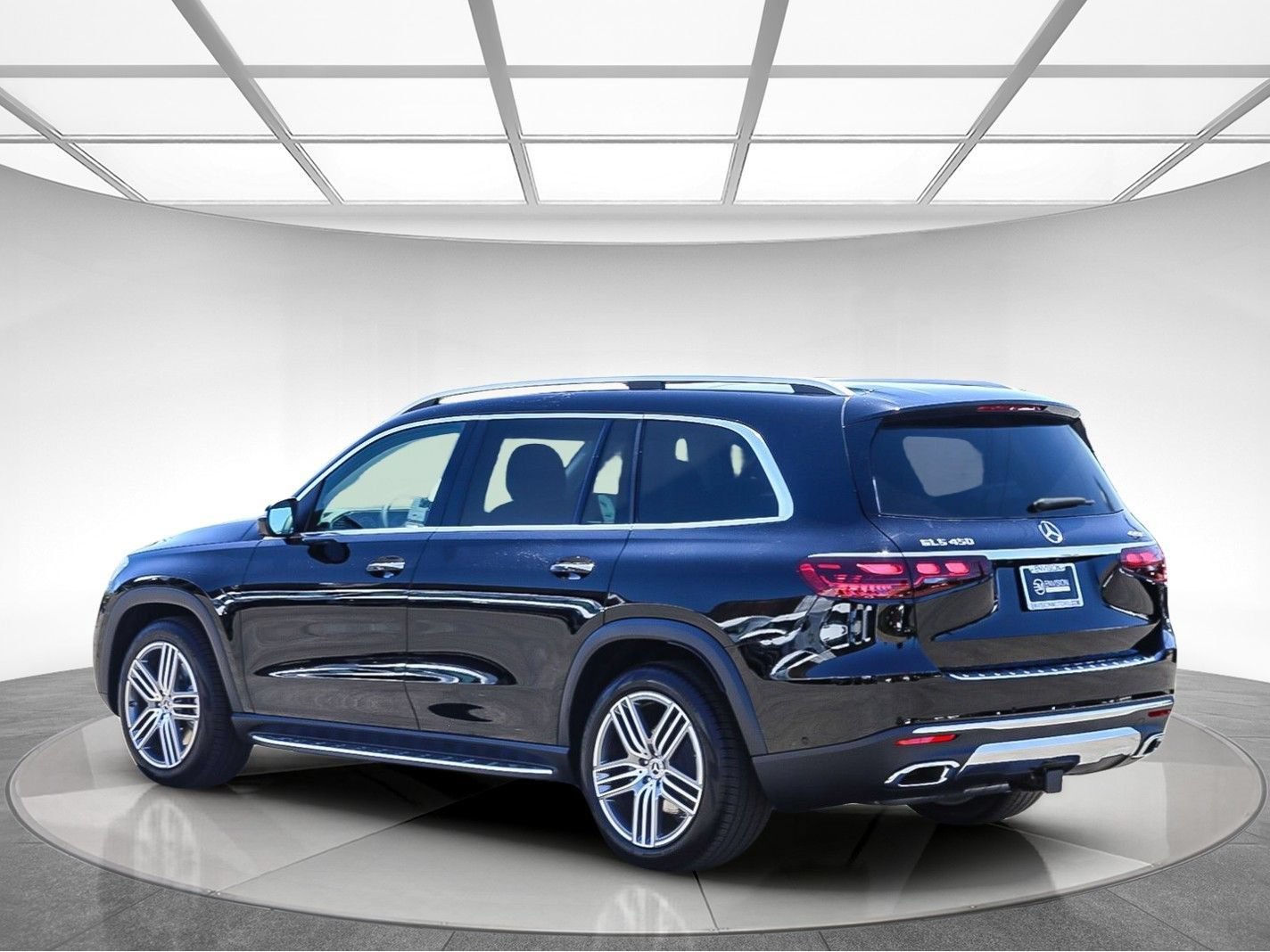 New 2026 Mercedes-Benz GLS 450 4MATIC image 2