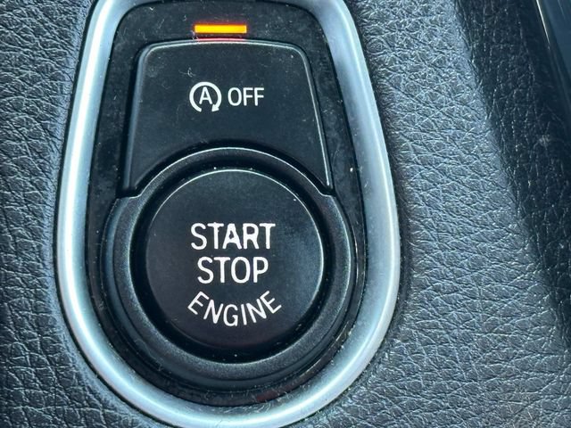 Used 2017 BMW 330i Sedan RWD image 26