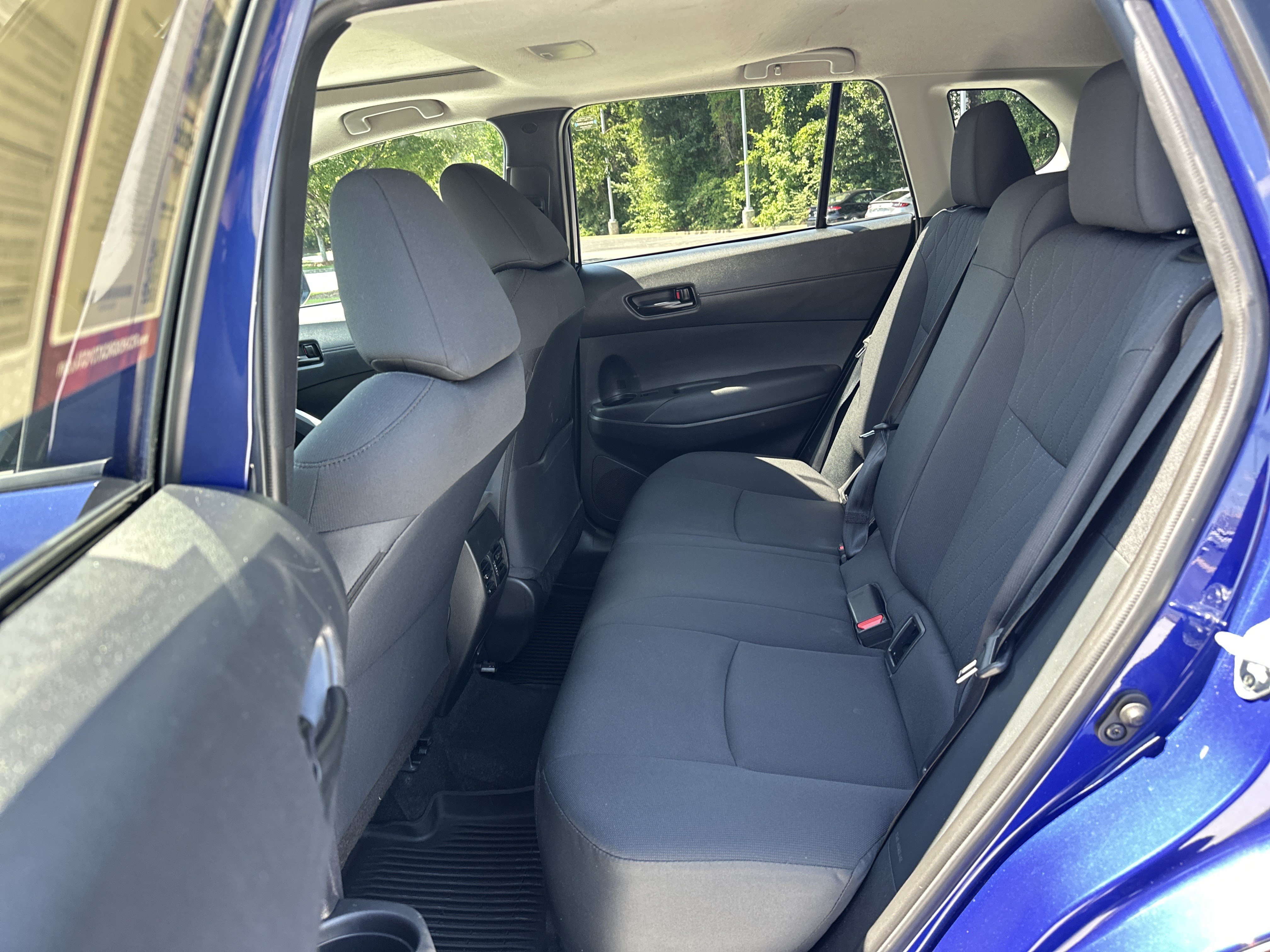 Certified 2023 Toyota Corolla Cross LE w/ Moonroof Package FWD image 31