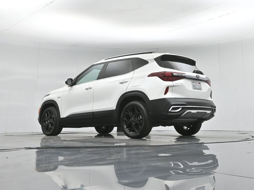 Used 2021 Kia Seltos EX image 49