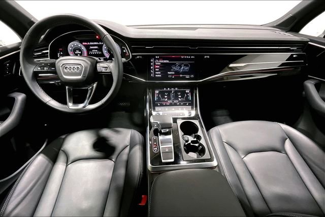 Certified 2025 Audi Q7 2.0T Premium w/ Convenience Plus Package image 14