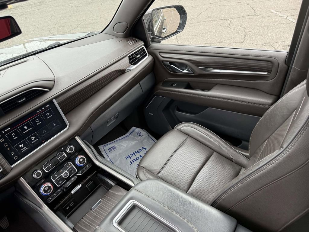 Used 2022 GMC Yukon Denali image 31