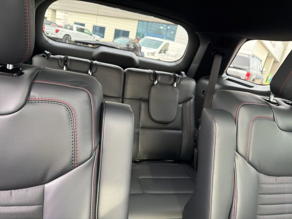 New 2026 Ford Explorer ST-Line w/ ST-Line Street Pack image 24