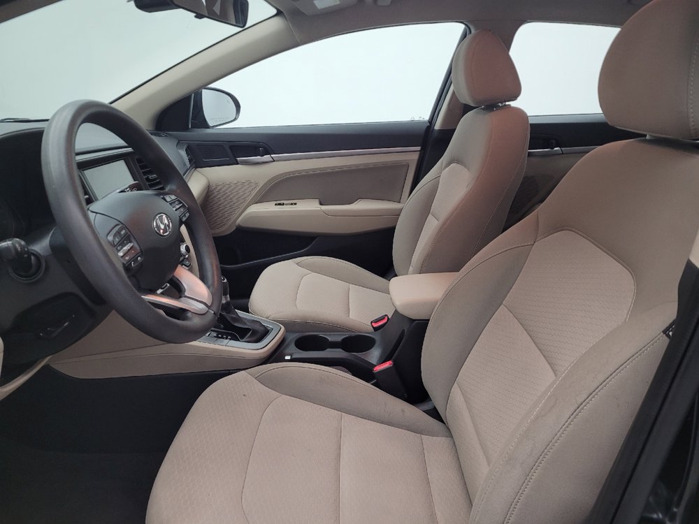 Used 2020 Hyundai Elantra SEL w/ Cargo Package (C1) FWD image 17