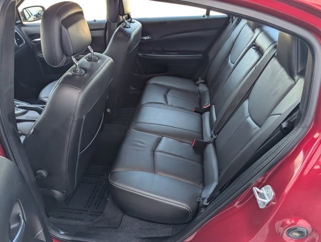 Used 2013 Chrysler 200 Limited image 17