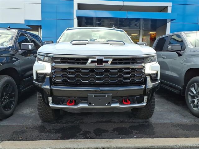 New 2025 Chevrolet Silverado 1500 ZR2 w/ Technology Package image 2