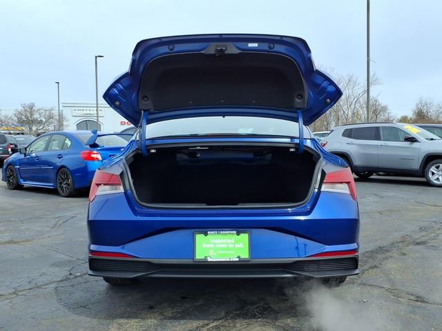 Used 2023 Hyundai Elantra Blue w/ Preferred Accessory Package image 10