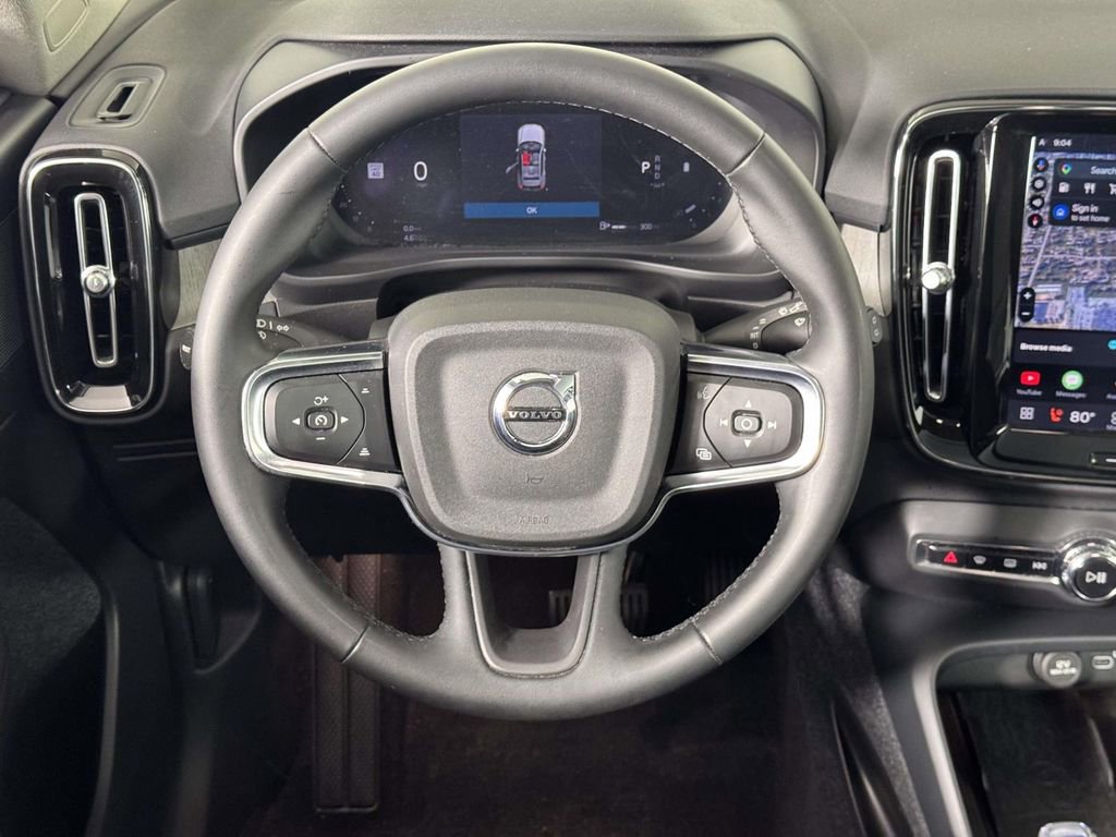 Used 2023 Volvo XC40 B5 Plus w/ Protection Package Premier AWD/4WD image 19