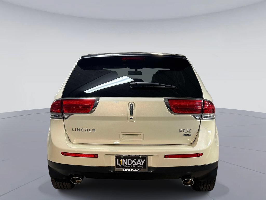 Used 2014 Lincoln MKX AWD w/ Equipment Group 102A image 11