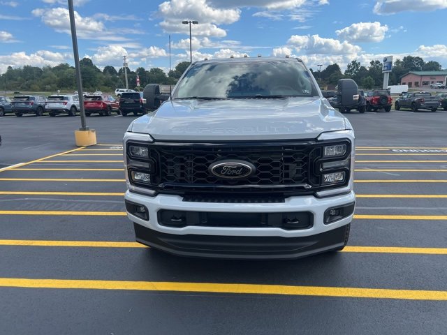 New 2026 Ford F250 4x4 Crew Cab Super Duty image 1
