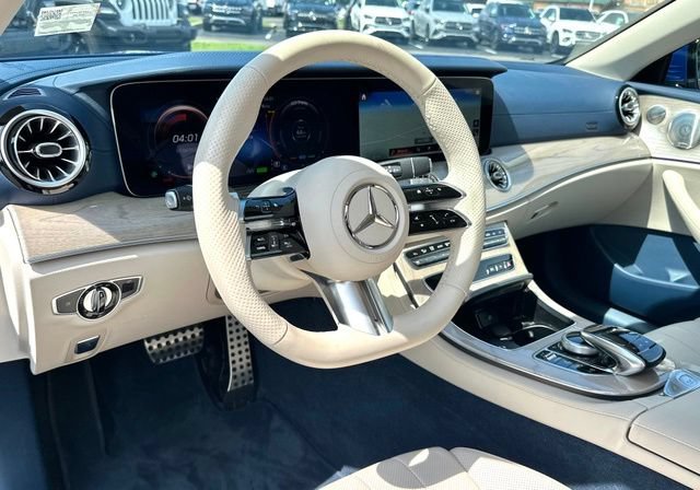 Used 2023 Mercedes-Benz E 450 4MATIC Cabriolet image 23