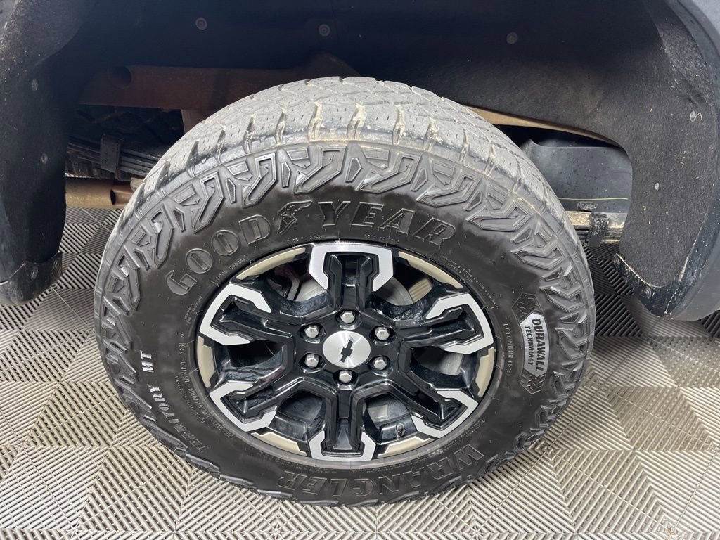 Certified 2024 Chevrolet Silverado 1500 ZR2 w/ Technology Package image 10