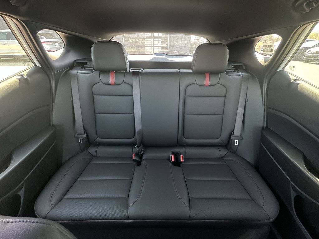 New 2026 Chevrolet Trax RS w/ Sunroof Package image 22