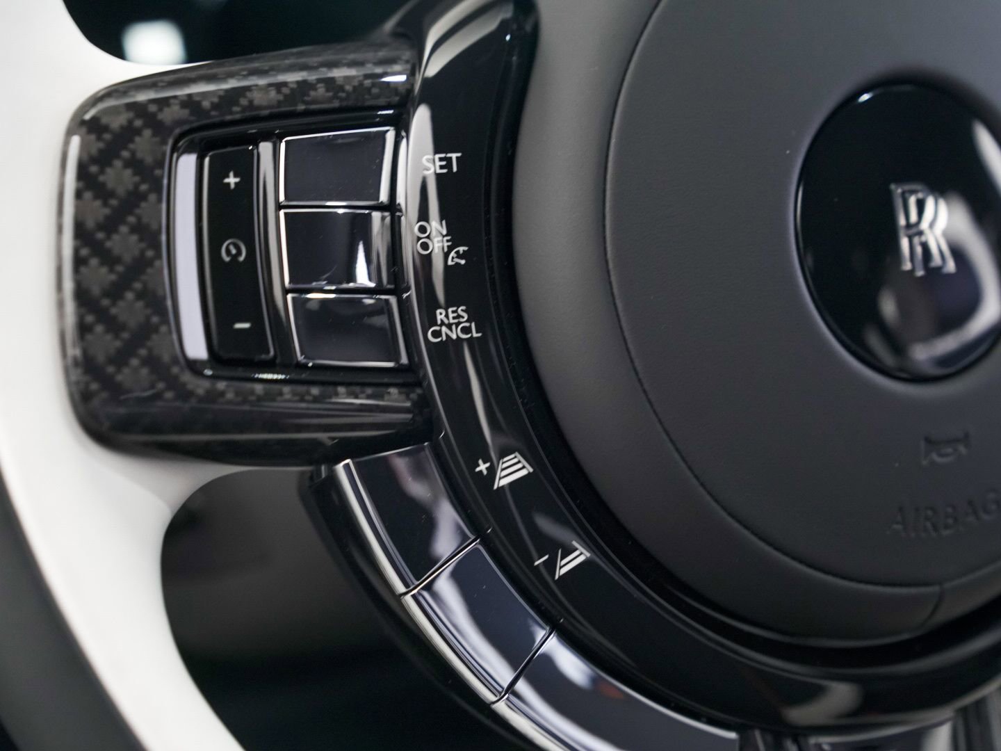 New 2026 Rolls-Royce Cullinan Black Badge image 25