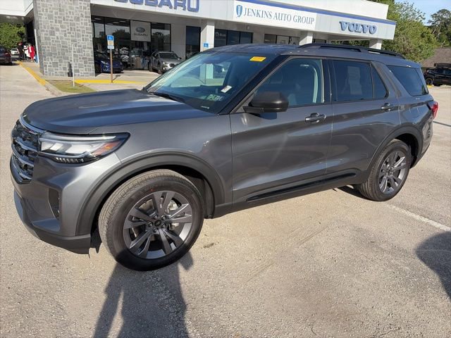 Used 2026 Ford Explorer Active w/ Active Comfort Package image 11