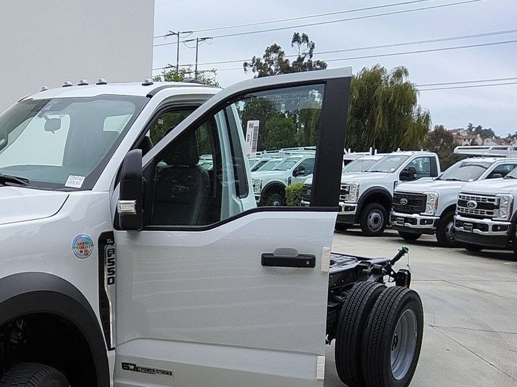 New 2025 Ford F550 2WD Regular Cab Super Duty image 27