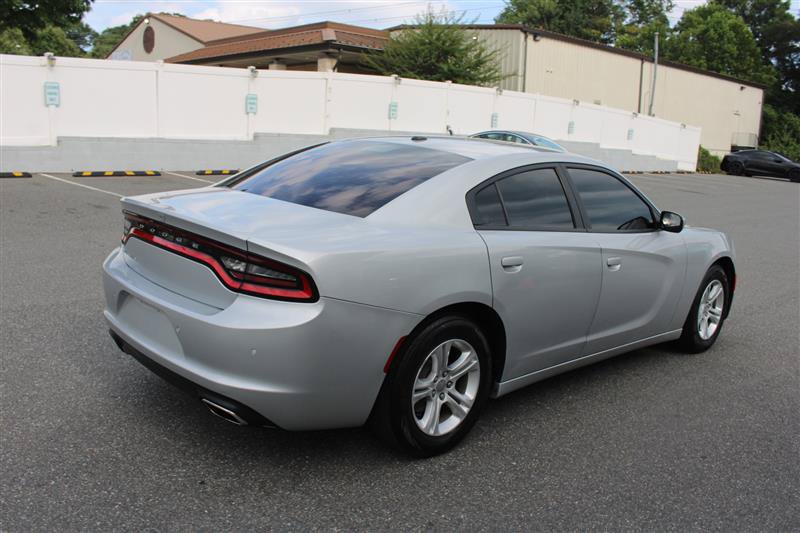 Used 2020 Dodge Charger SXT RWD image 7