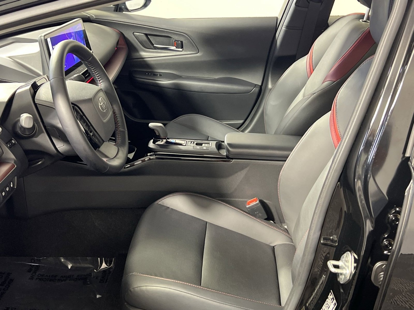 Used 2023 Toyota Prius Prime Premium w/ Advanced Technology Package FWD image 14