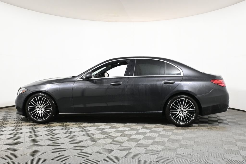 Used 2023 Mercedes-Benz C 300 4MATIC Sedan image 2